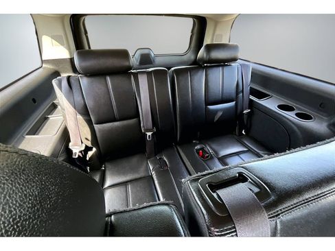 Used 2013 GMC Yukon XL SLT AWD/4WD image 22