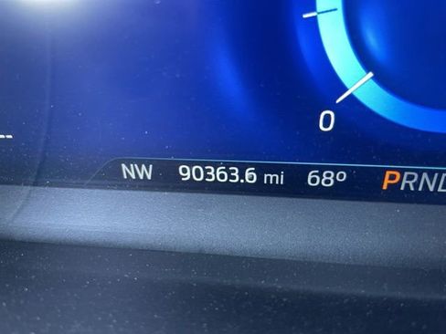 Used 2020 Ford Escape Titanium FWD image 15