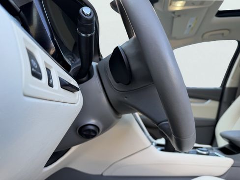 Used 2024 Cadillac XT5 Premium Luxury w/ Technology Package image 38