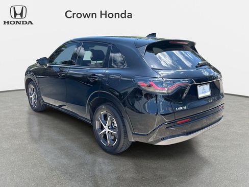 Certified 2024 Honda HR-V EX-L image 3
