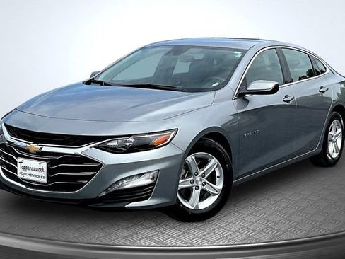 Used 2024 Chevrolet Malibu LT FWD image 1