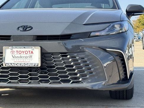 New 2026 Toyota Camry SE image 8