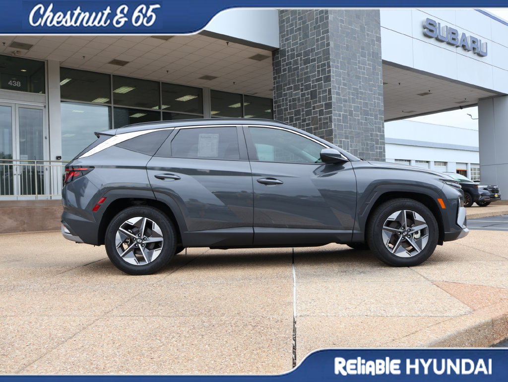 Certified 2025 Hyundai Tucson SEL FWD image 7