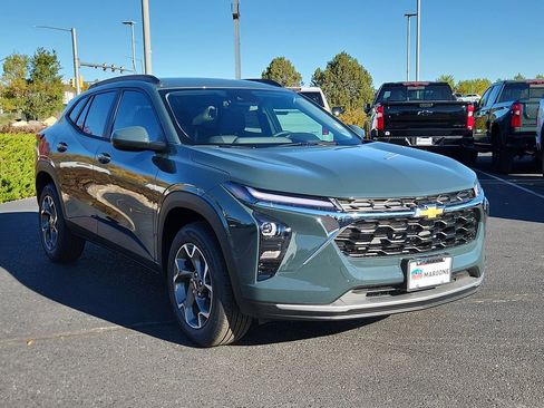 New 2026 Chevrolet Trax LT w/ Driver Confidence Package image 4