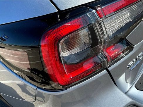 Certified 2025 Subaru Outback Premium w/ Popular Package #1A AWD/4WD image 25