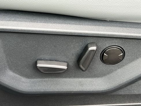 New 2025 Ford F150 Lightning Flash image 14