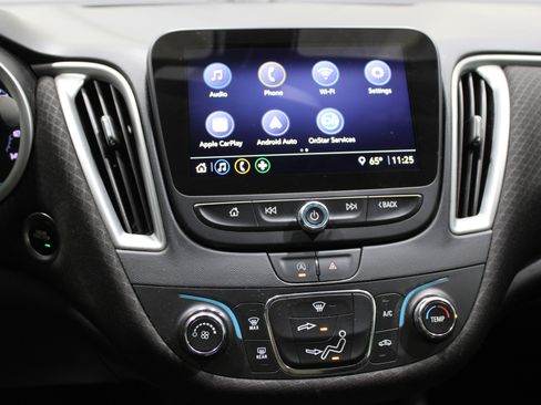 Used 2022 Chevrolet Malibu RS image 12