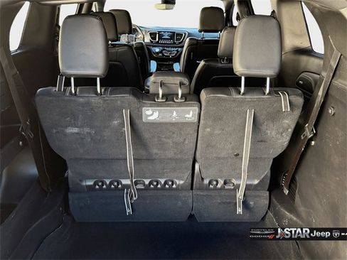 Used 2019 Chrysler Pacifica Touring-L Plus w/ Advanced Safetytec Group image 17