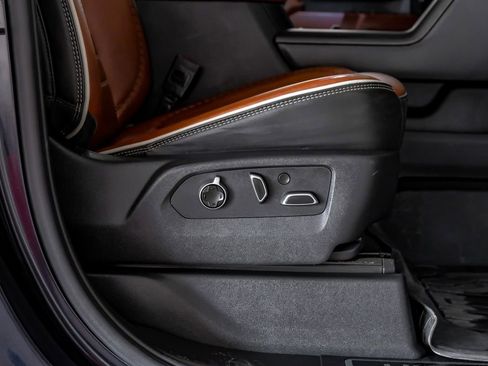 Used 2024 GMC Sierra 2500 Denali Ultimate w/ Max Trailering Package image 29