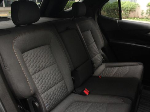 Used 2020 Chevrolet Equinox LT w/ LPO, Floor Liner Package AWD/4WD image 22