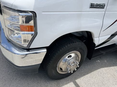 Used 2023 Ford E-350 and Econoline 350 Super Duty w/ Motorhome Prep Package image 15