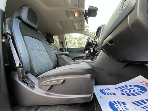 Used 2022 Chevrolet Colorado Z71 w/ Safety Package image 23