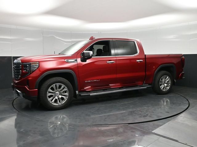 Used 2024 GMC Sierra 1500 Denali w/ Technology Package AWD/4WD image 9
