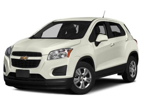 Used 2015 Chevrolet Trax LT w/ LT Sun and Sound Package FWD image 1