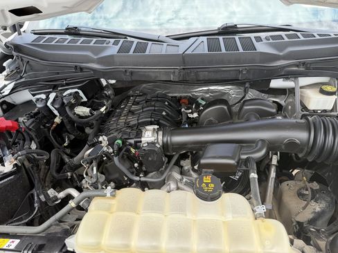 Used 2022 Ford F150 XL w/ Trailer Tow Package RWD image 9