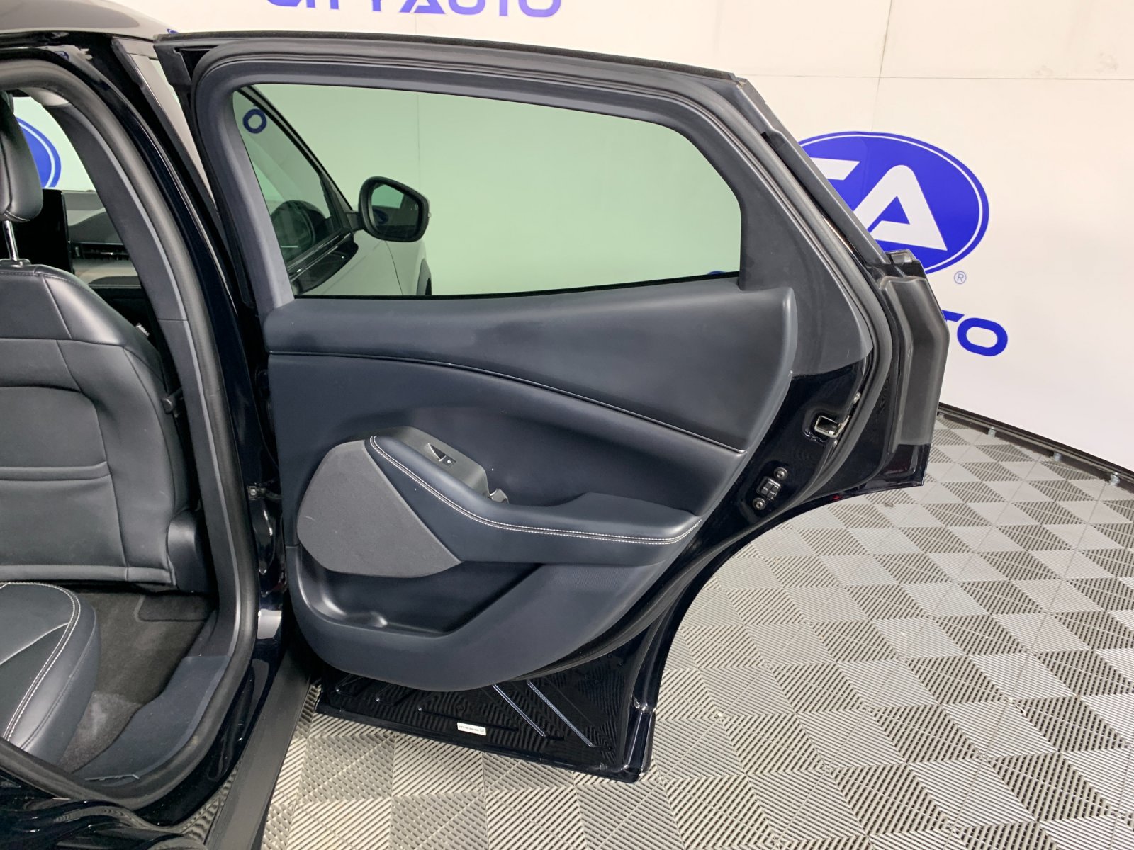 Used 2021 Ford Mustang Mach-E Select RWD image 36