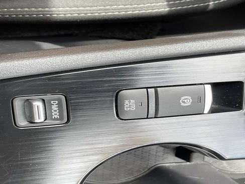 Used 2023 Nissan Rogue S FWD image 27