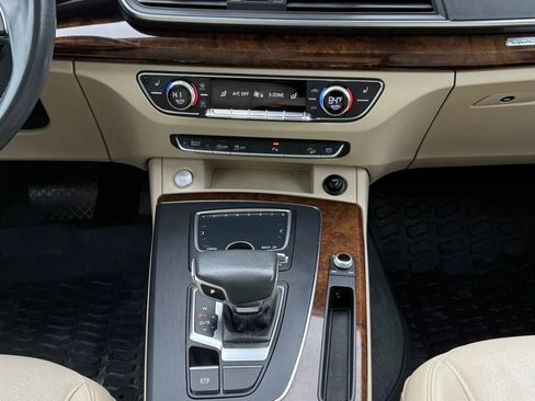 Used 2018 Audi Q5 2.0T Premium Plus image 19