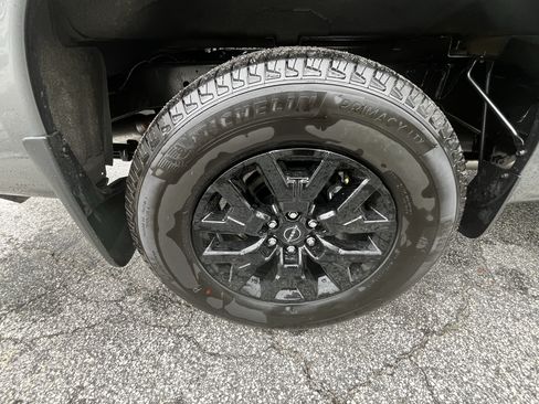 New 2026 Nissan Frontier SV w/ Tow Package AWD/4WD image 10