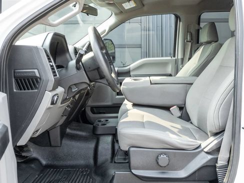 Used 2018 Ford F250 XL w/ STX Appearance Package AWD/4WD image 16