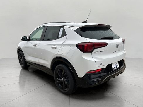 Certified 2024 Buick Encore GX Sport Touring image 5
