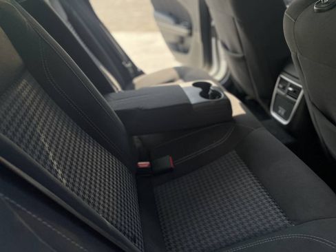 Used 2023 Dodge Charger SXT RWD image 21