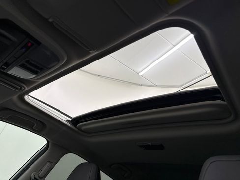 Used 2025 Subaru Crosstrek 2.5i Limited image 23