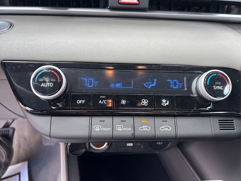 New 2025 Hyundai Elantra Blue image 27