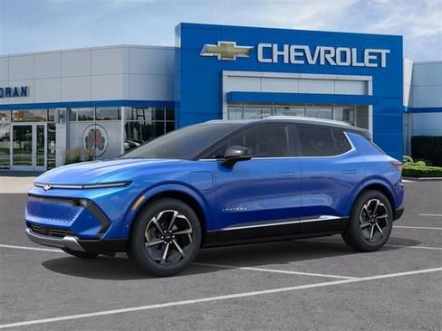 New 2025 Chevrolet Equinox EV LT image 2