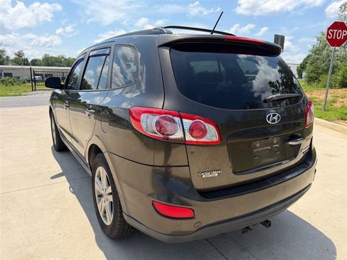 Used 2011 Hyundai Santa Fe Limited w/ Navigation Pkg 4 AWD/4WD image 5