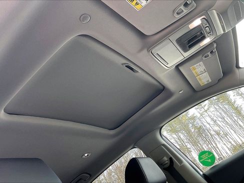 Certified 2025 Acura ADX image 17