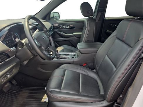 Used 2023 Chevrolet Traverse RS AWD/4WD image 11