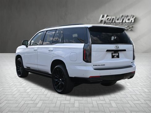 Used 2026 Cadillac Escalade Sport w/ LPO, ONYX Package AWD/4WD image 9