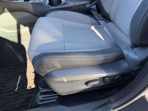 Used 2025 Subaru Outback Premium image 17