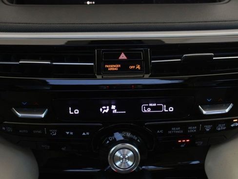 Certified 2024 Acura MDX FWD image 27