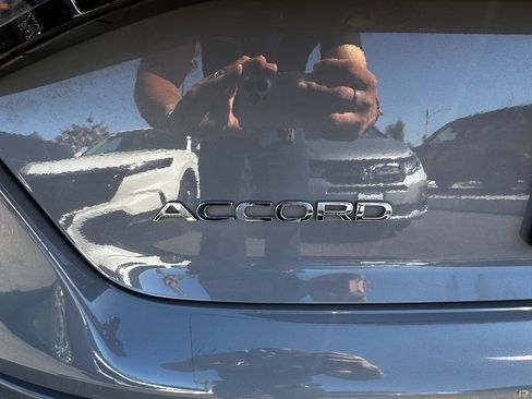 Used 2023 Honda Accord Sport image 8