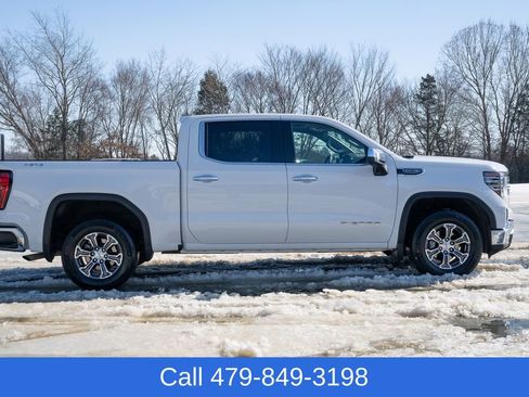 Used 2025 GMC Sierra 1500 SLT image 7