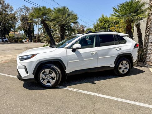 Used 2024 Toyota RAV4 XLE w/ Convenience Package AWD/4WD image 5