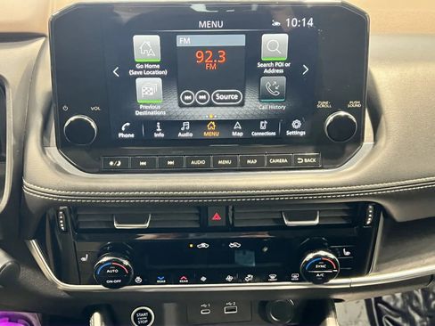 Used 2021 Nissan Rogue Platinum image 43