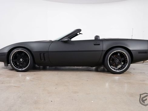 Used 1987 Chevrolet Corvette 2dr Convertible image 7