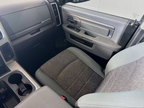 Used 2019 RAM 1500 Big Horn AWD/4WD image 26