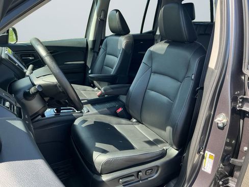 Used 2019 Honda Ridgeline RTL-E image 10