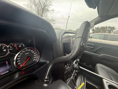 Used 2015 GMC Sierra 2500 SLT w/ All-Terrain HD Package image 25