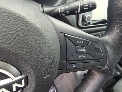 Used 2025 Nissan Kicks Play S FWD image 27