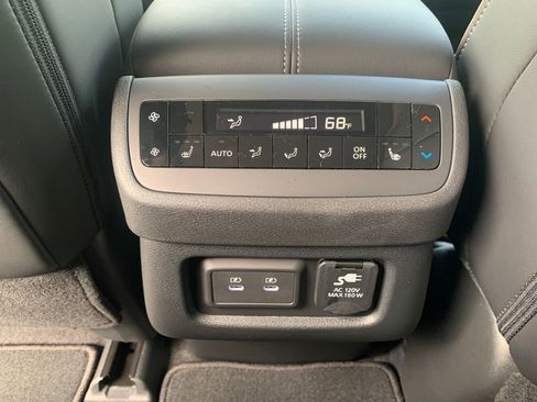 New 2026 Nissan Pathfinder Platinum AWD/4WD image 23