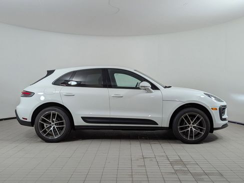 New 2025 Porsche Macan AWD/4WD image 8