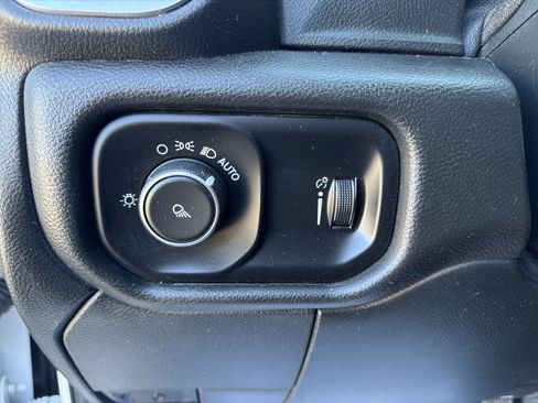 Used 2021 RAM 2500 Big Horn AWD/4WD image 19