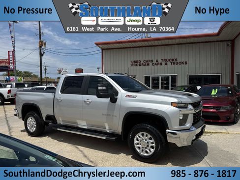 Used 2023 Chevrolet Silverado 2500 LT w/ Convenience Package AWD/4WD image 1