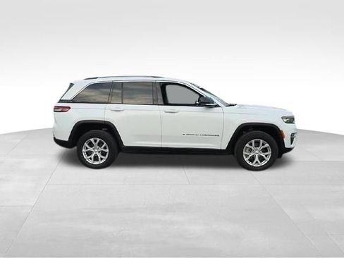 Used 2023 Jeep Grand Cherokee Limited AWD/4WD image 20