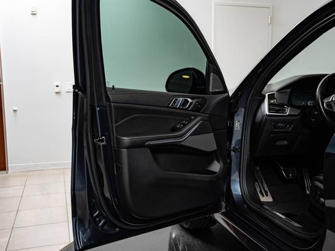 Used 2022 BMW X5 M50i w/ Premium Package AWD/4WD image 29